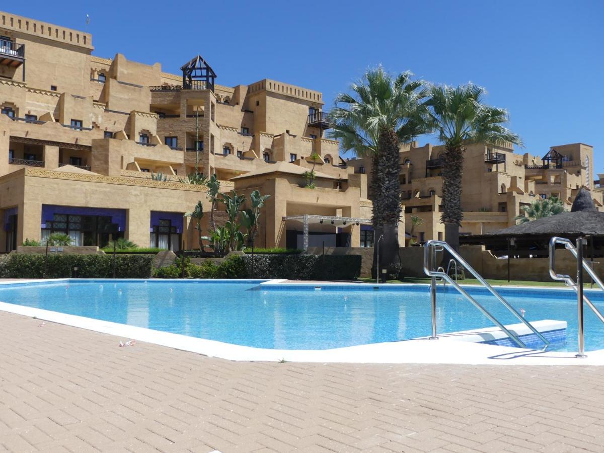 Apartamento Dos Dormitorios Bajo, Vistas Piscina Isla Canela Eksteriør bilde